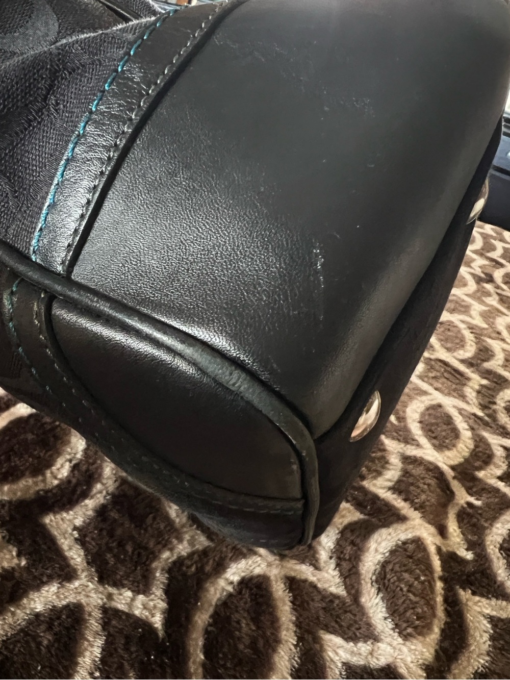 Coach Signature Gallery Vintage Tote - Medium Size - Picture 10 of 14